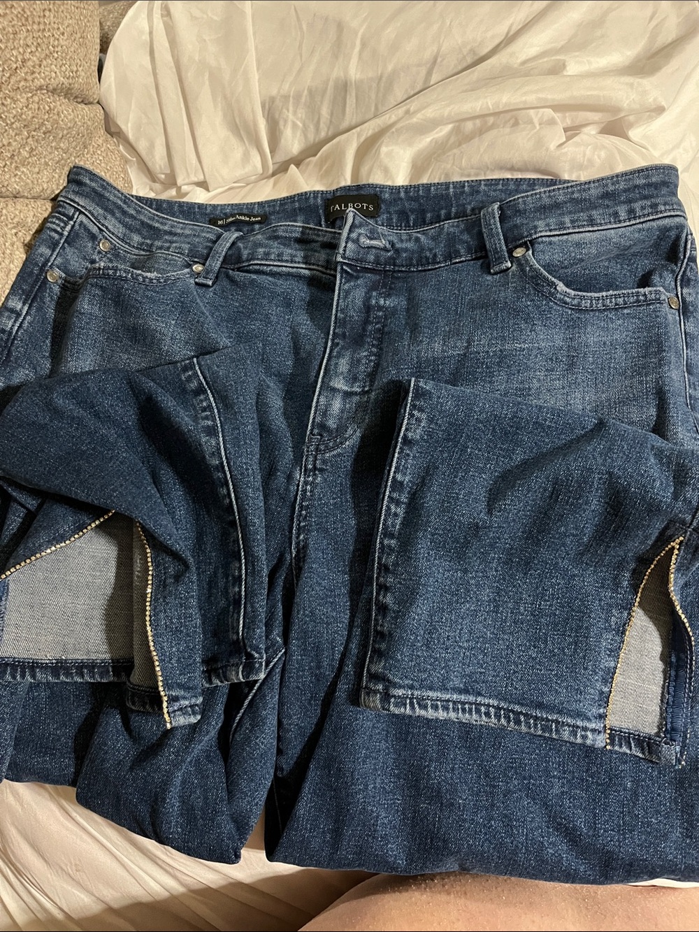 Talbots Women’s Dark Blue Relaxed Jeans